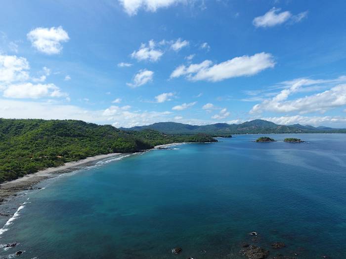 ©UVE-D0001 - GALLERY.jpg